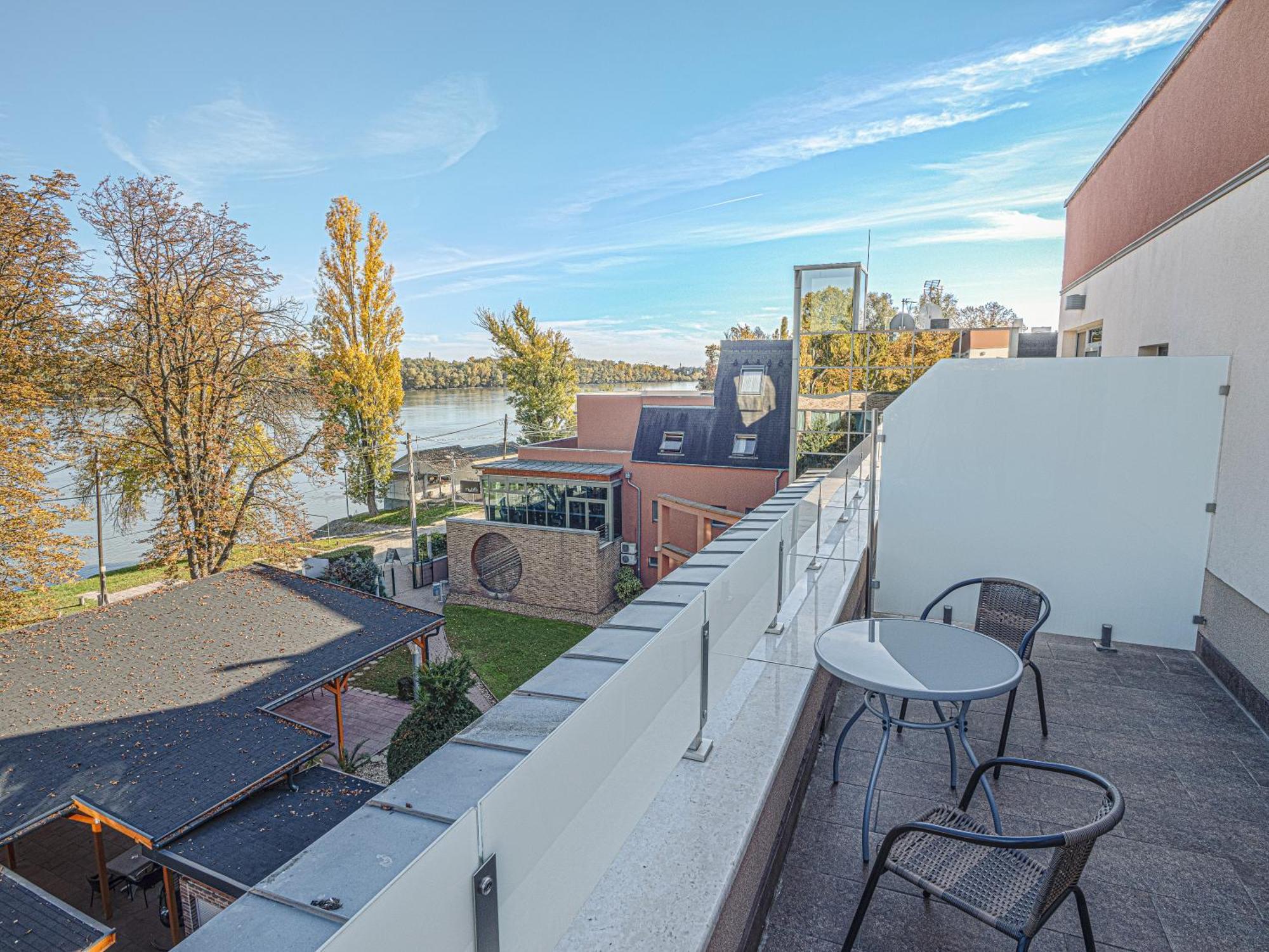 Holiday Beach Budapest Wellness Hotel With Sauna Park Eksteriør bilde