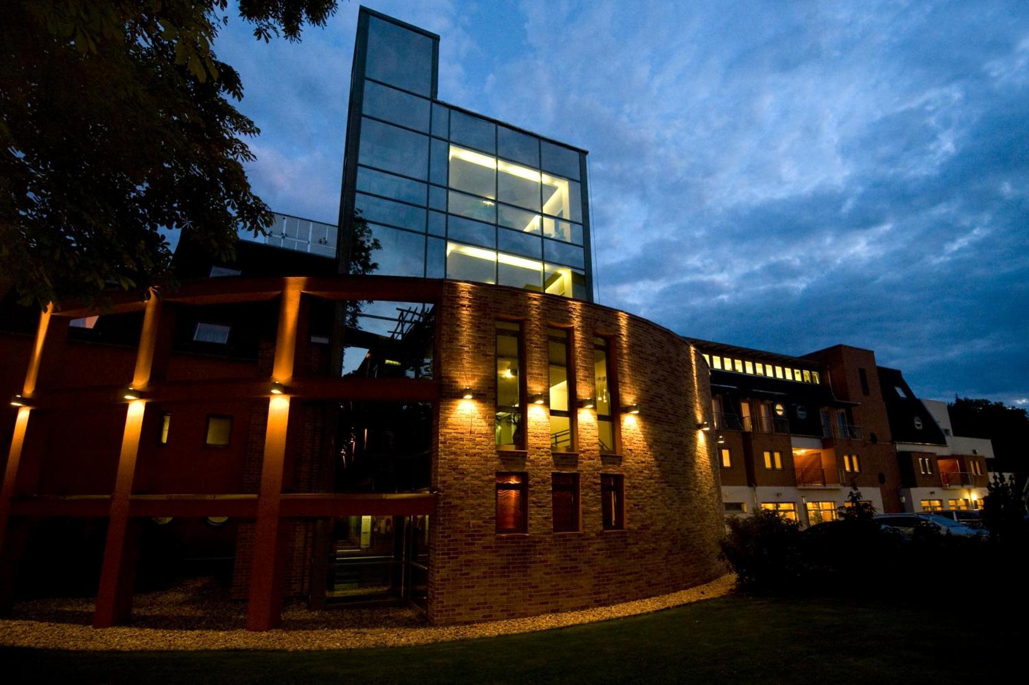 Holiday Beach Budapest Wellness Hotel With Sauna Park Eksteriør bilde